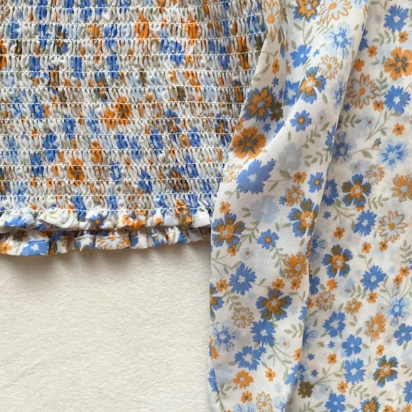 floral ruched smocked blouse puff sleeve long sleeve top - Picture 3 of 6